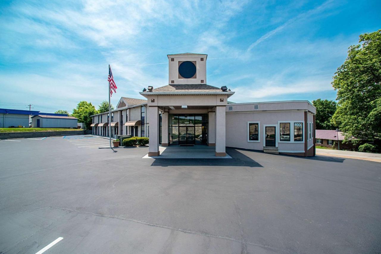 Quality Inn Near Six Flags St. Louis Pacific Zewnętrze zdjęcie